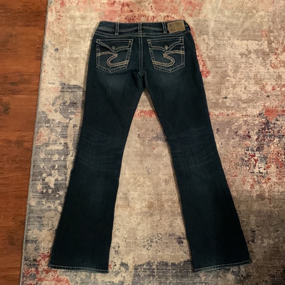 Silver Jeans - Picture 6 of 8